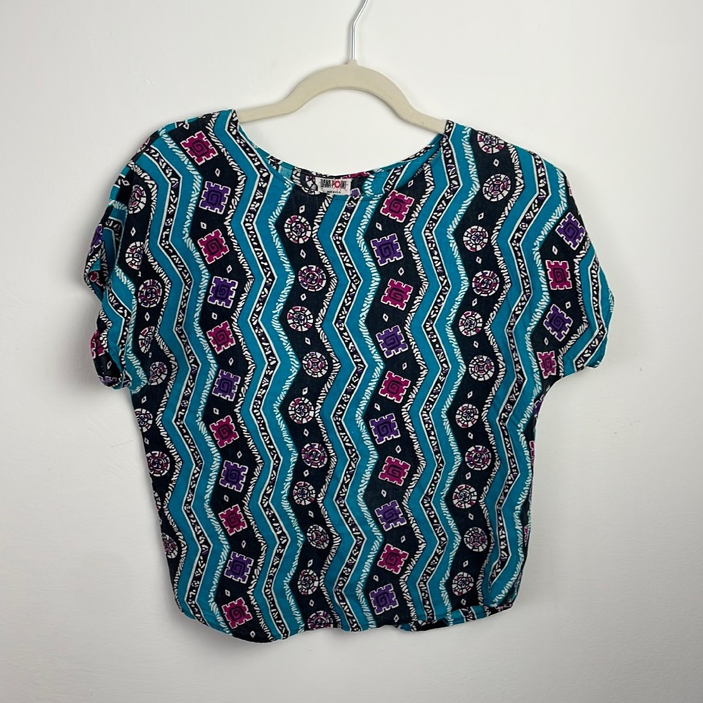 Fun vintage 90s tshirt